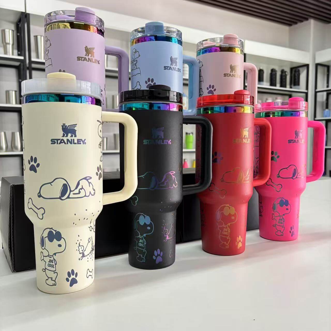 Movessira® 40oz Tumblers with Snoopy