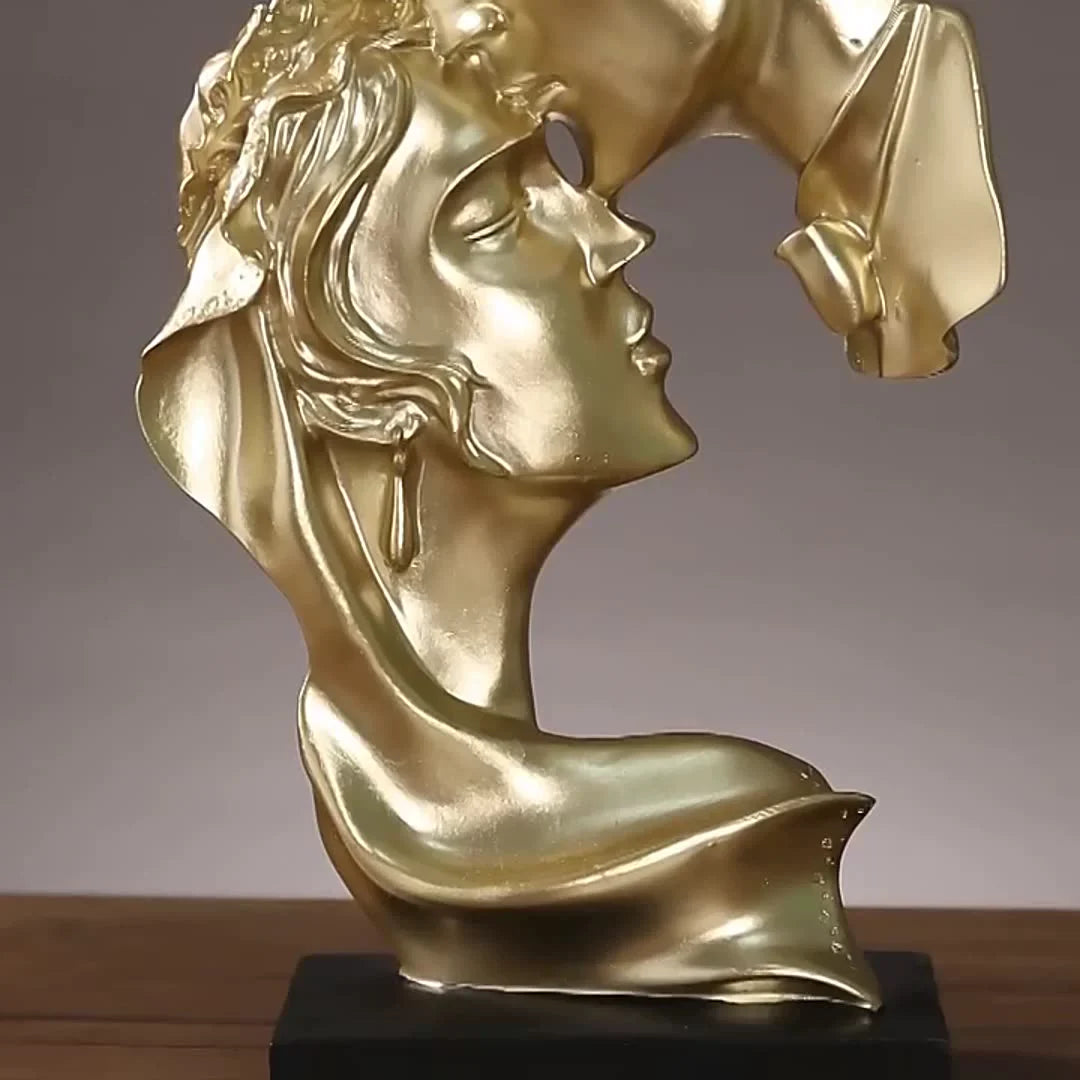 Movessira® Eternal Kiss – Resin Romantic Sculpture