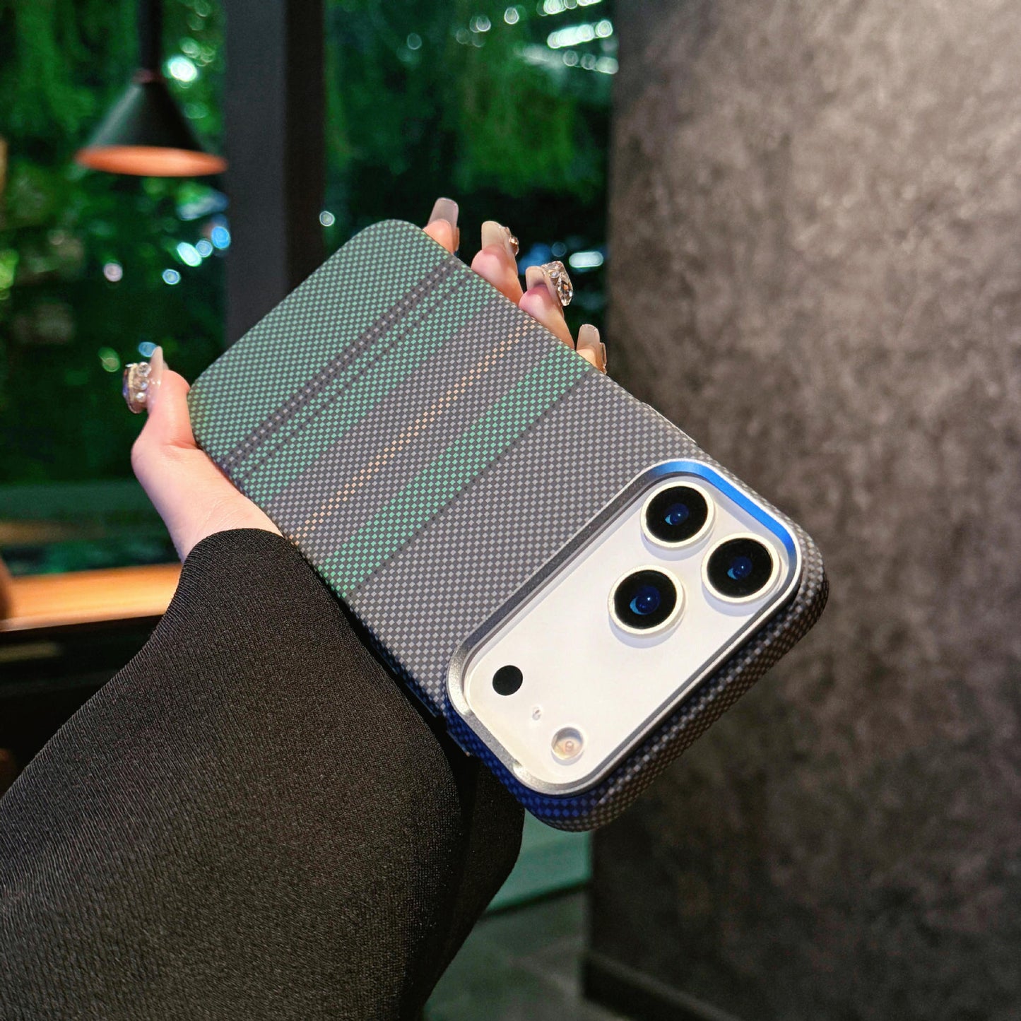 Movessira Kevlar-Texture Carbon Fiber Magnetic Case for iPhone 17 Series