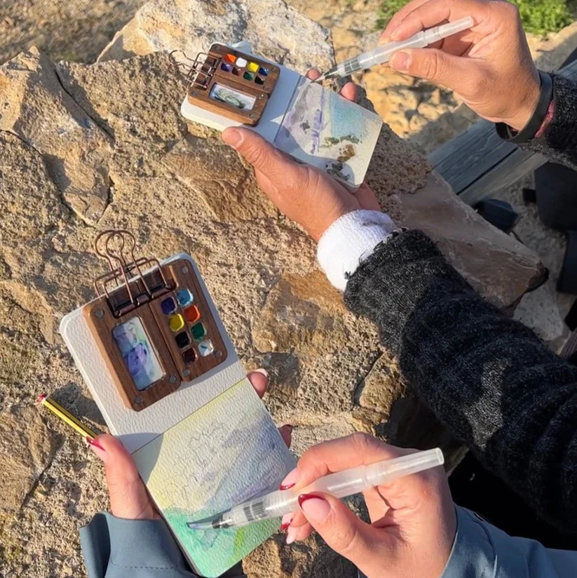 movessira™ Walnut Mini Watercolor Travel Set