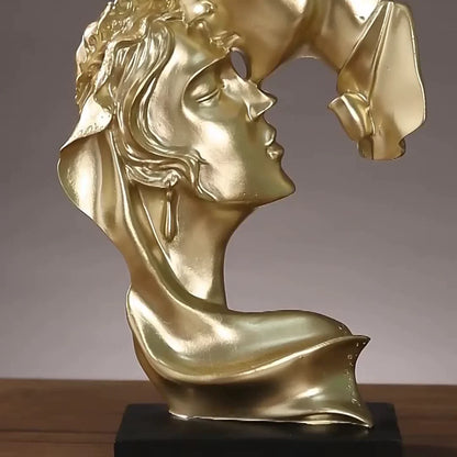 Movessira® Eternal Kiss – Resin Romantic Sculpture