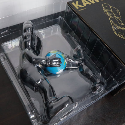 Figrhub®  the Earth Kaws The Promise