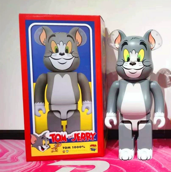 Movessira® Tom & Jerry 400% Collectible Figure Set (2-Pack)